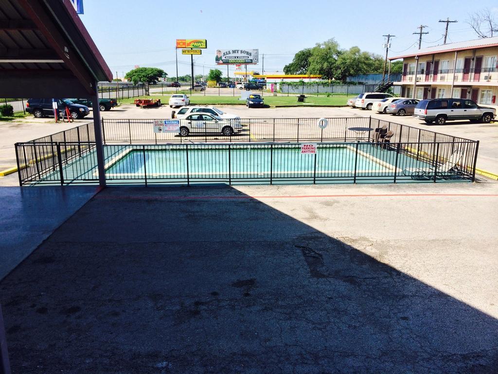 Austin Motor Inn Ngoại thất bức ảnh