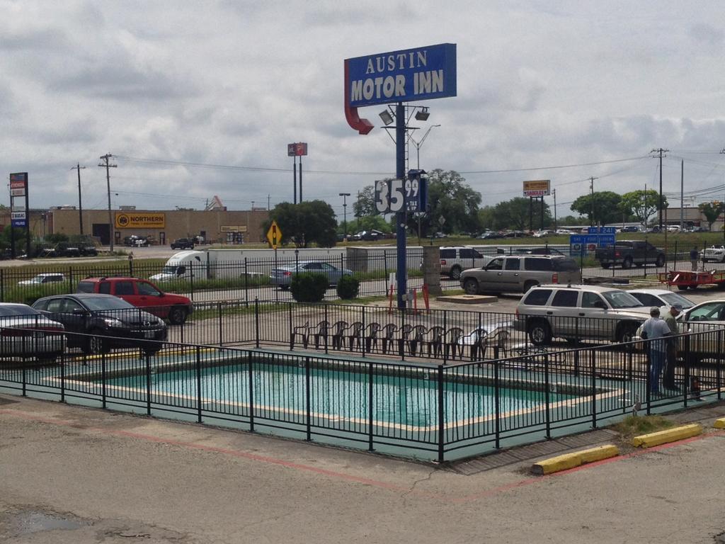 Austin Motor Inn Ngoại thất bức ảnh